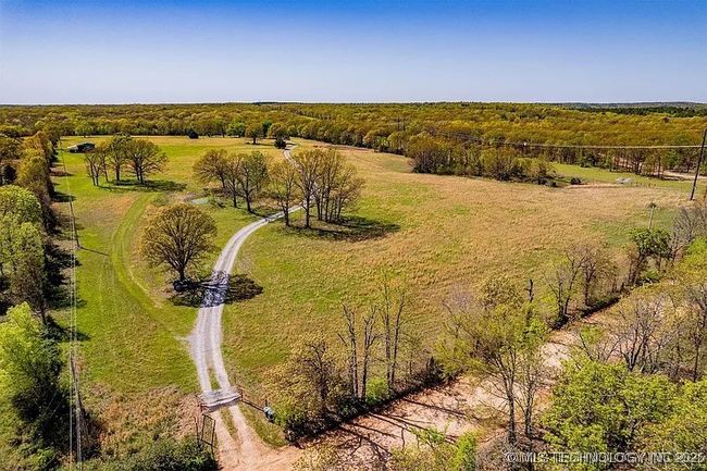 7373 N 485 Rd, House other with 4 bedrooms, 3 bathrooms and null parking in Hulbert OK | Image 19