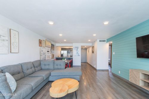 a105-7625 E Camelback Road, Scottsdale, AZ, 85251 | Card Image