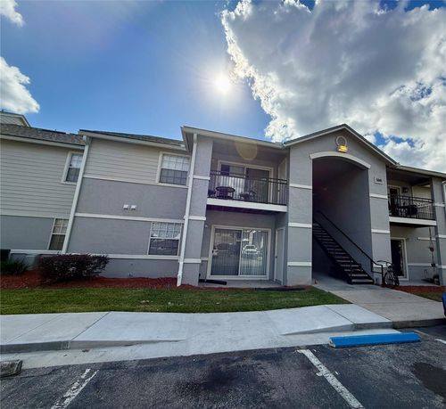 525-3705 27th St, GAINESVILLE, FL, 32608-7019 | Card Image