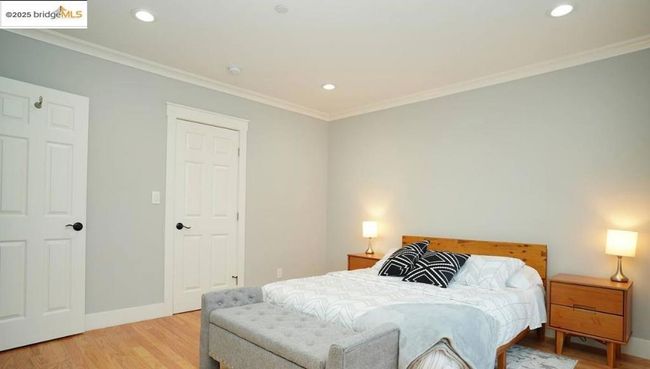Main House Primary Bedroom | Image 10