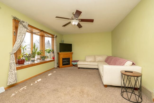 230 N Black Eagle Dr, House other with 5 bedrooms, 3 bathrooms and null parking in Mankato MN | Image 4