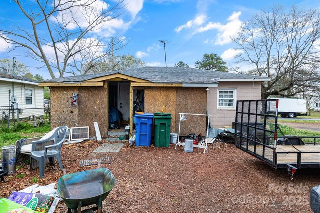 576 Washington Ln, House other with 2 bedrooms, 1 bathrooms and null parking in Albemarle NC | Image 13