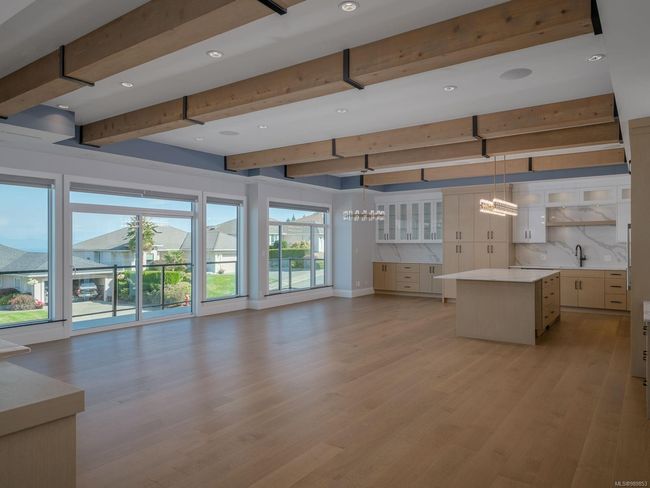 Living Room | Image 26