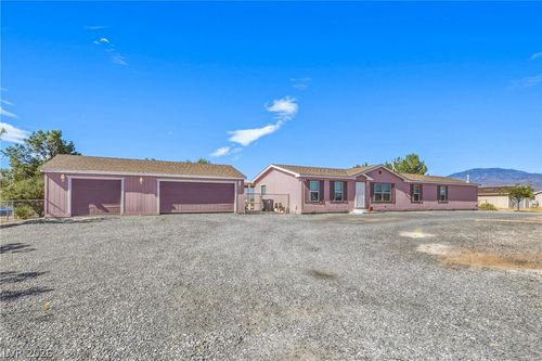 1710 W Blosser Ranch Rd, Pahrump, NV, 89060-2957 | Card Image