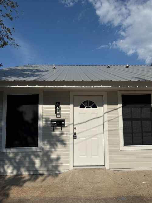 apt-a-304 E Hickory St, Kaufman, TX, 75142-1457 | Card Image