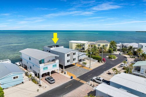 257 Normandy Dr, Tavernier, FL, 33070-2736 | Card Image