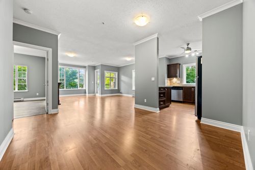 201-20286 53a Ave, Langley, BC, V3A0A8 | Card Image