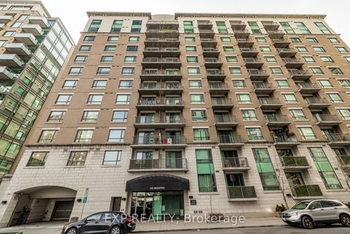 1111-200 Besserer St, Ottawa, ON, K1N0A7 | Card Image