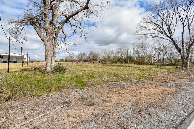 1010 County Road 34, Home with 0 bedrooms, 0 bathrooms and null parking in Angleton TX | Image 5