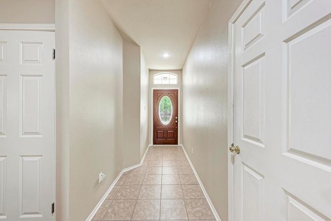11512 Shadow Creek Dr, House other with 4 bedrooms, 2 bathrooms and 4 parking in Manor TX | Image 8