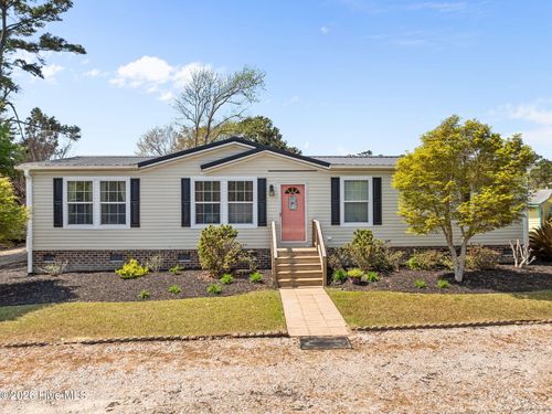 1285 Highway 101, Beaufort, NC, 28516-7726 | Card Image