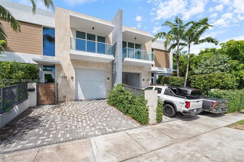 1620 Sw 30th Ave, Miami, FL, 33145-1945 | Card Image