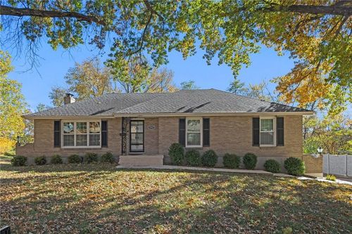 15821 E 45th Pl S, Independence, MO, 64055-5213 | Card Image