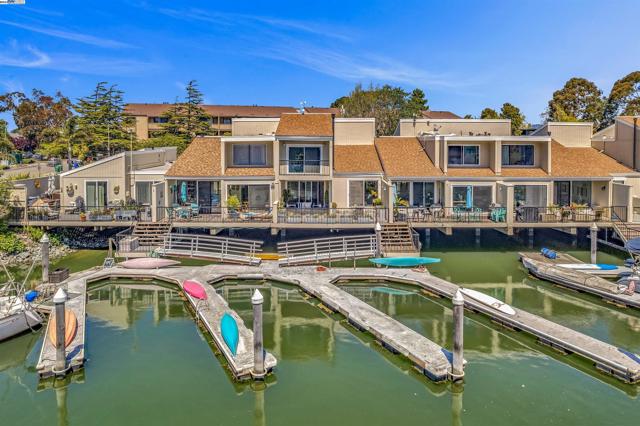 Tideway Dr, Alameda, CA 94501