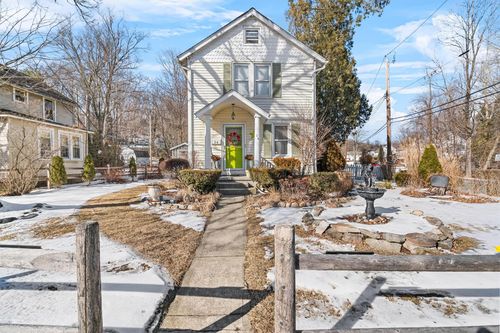 24 Sterling Ave, Sloatsburg, NY, 10974-2419 | Card Image