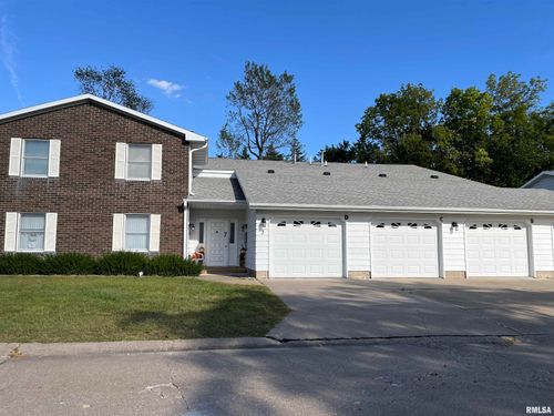 unit-7d-814 13th Ave N, Clinton, IA, 52732-5149 | Card Image