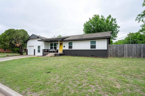 10200 N University Ave, Oklahoma City, OK, 73114-4942 | Card Image