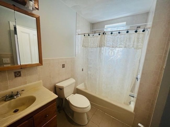 2 - 43 Dartmouth St, Condo with 3 bedrooms, 1 bathrooms and 1 parking in Somerville MA | Image 8