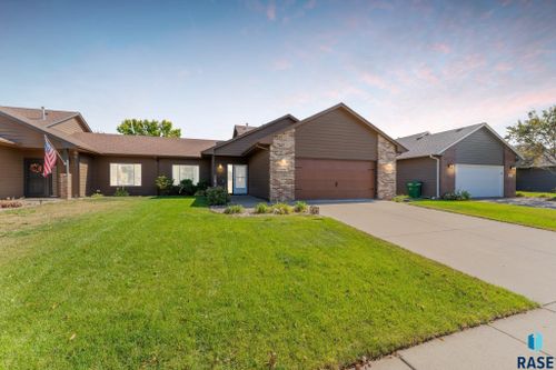 5106 Baneberry Ave, Sioux Falls, SD, 57106 | Card Image