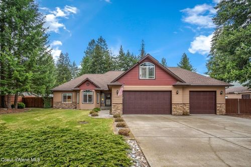 13001 N Ferndale Dr, Hayden, ID, 83835-8633 | Card Image