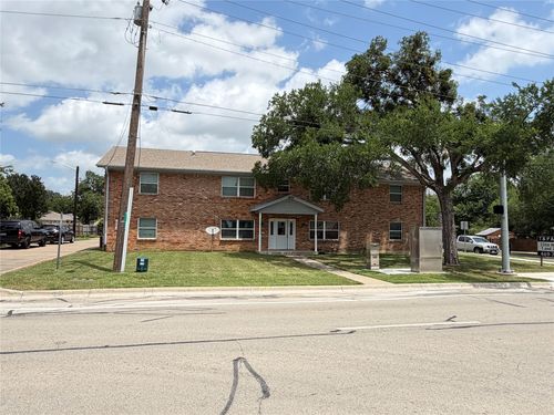 2266 W Oak Street, Denton, TX, 76201 | Card Image