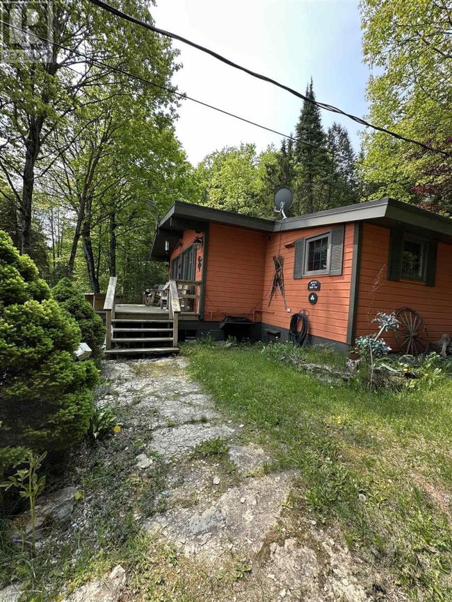 1943 V Line Rd, Home with 2 bedrooms, 1 bathrooms and null parking in Richards Landing ON | Image 9