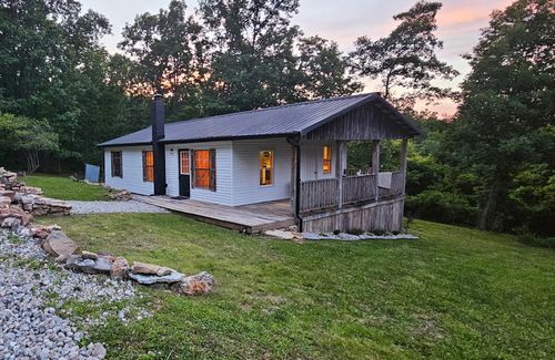 11498 Weatherman Rd, Mountain Grove, MO, 65711-4003 | Card Image