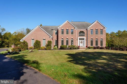 128 Butler Rd, FRANKLIN PARK, NJ, 08823-1812 | Card Image