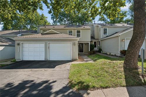 8648 W 108th Pl, Overland Park, KS, 66210-1606 | Card Image