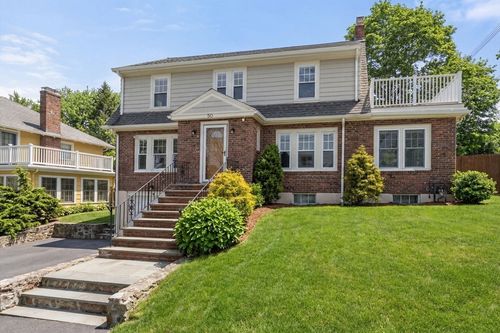50 Poplar St, Belmont, MA, 02478-4427 | Card Image
