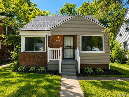 19931 Oakfield St, Detroit, MI, 48235-2244 | Card Image