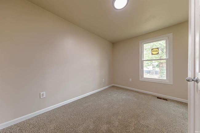 1904 S Kerth Ave, House other with 2 bedrooms, 1 bathrooms and null parking in Evansville IN | Image 15