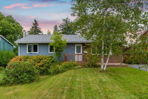 38 Ashgrove Drive, Colby, NS, B3V1G6 | Card Image