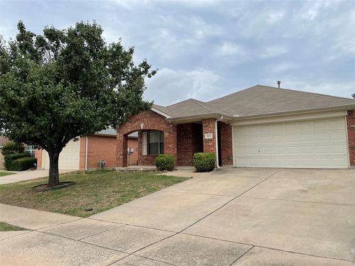8413 Prairie Fire Dr, Fort Worth, TX, 76131-5339 | Card Image