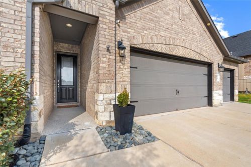 443 Stonebrook Ln, Conroe, TX, 77304-3128 | Card Image