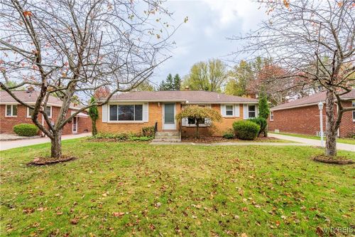77 Siegfried Dr, Amherst, NY, 14221-4453 | Card Image