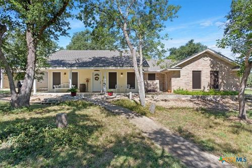59 Sobrante Rd, Belton, TX, 76513-6686 | Card Image