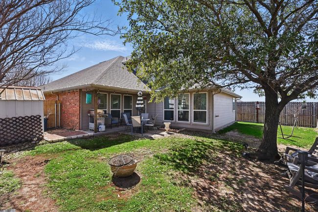 107 Watering Hole, House other with 4 bedrooms, 3 bathrooms and null parking in Newark TX | Image 25