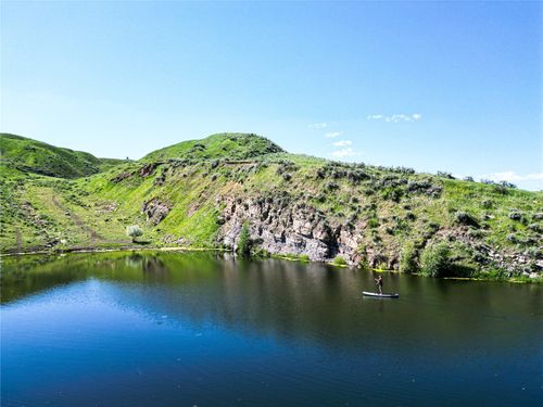 38500 Lobo Ct, Steamboat Springs, CO, 80487 | Card Image