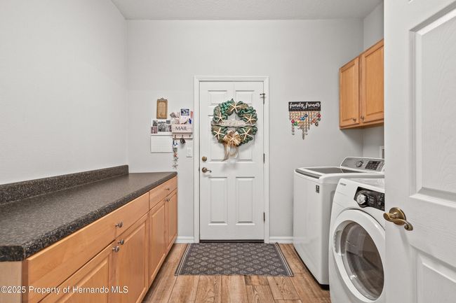4210 Silver Berry Ct, House other with 3 bedrooms, 2 bathrooms and null parking in SPRING HILL FL | Image 33