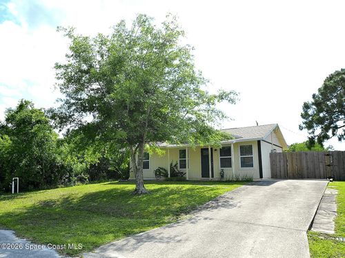 1018 Colonnade Ave Se, PALM BAY, FL, 32909-4927 | Card Image