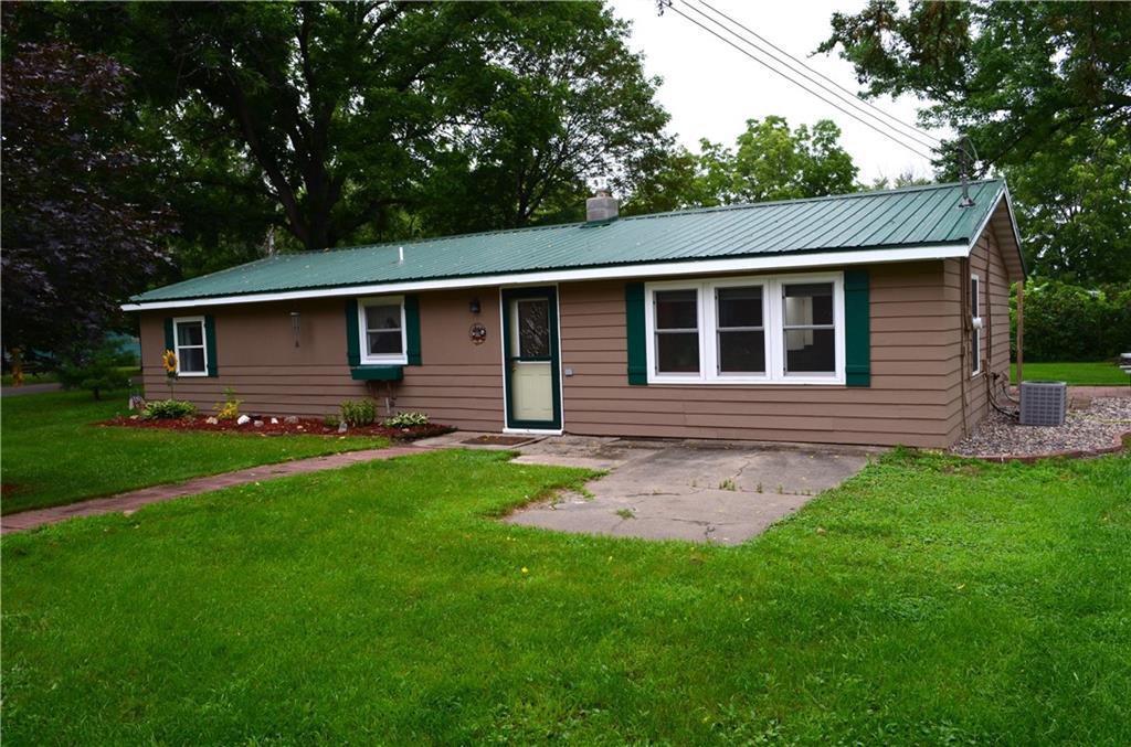 Spruce Dr, Pepin, WI 54759