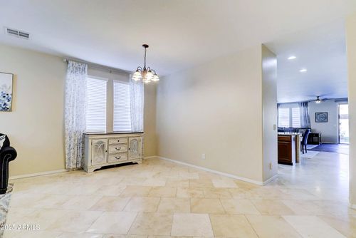 12122 W Jessie Ln, Sun City, AZ, 85373-5627 | Card Image