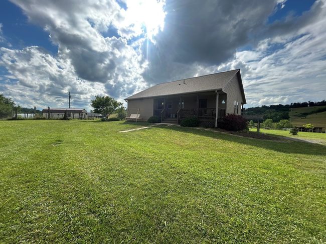 3950 Boyd Rd, House other with 2 bedrooms, 2 bathrooms and null parking in Draper VA | Image 36