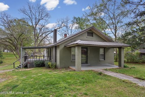 141 S Senter Street, Byhalia, MS, 38611 | Card Image