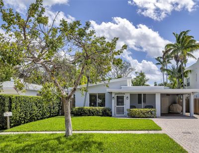 1004 Se 11th St, House other with 3 bedrooms, 2 bathrooms and null parking in Fort Lauderdale FL | Image 1