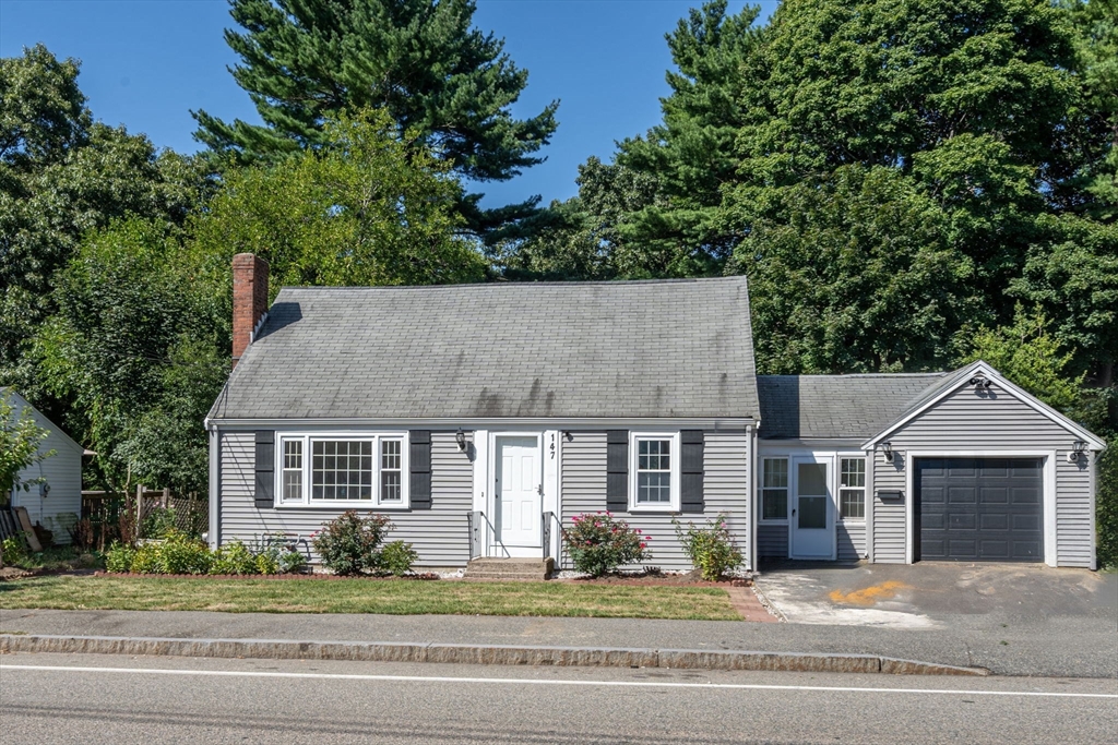 Cleveland Ave, Braintree, MA 02184