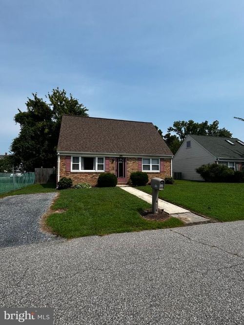 605 August St, EASTON, MD, 21601-3947 | Card Image