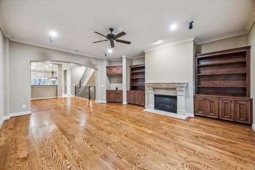 710 Knox St, Houston, TX, 77007-5115 | Card Image