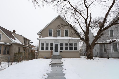 678 Hawthorne Ave E, Saint Paul, MN, 55106-1905 | Card Image